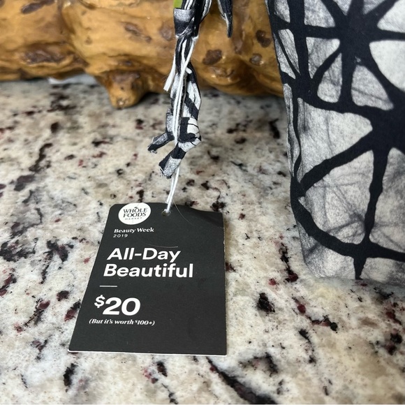 Hand Printed Cotton Pouch - Picture 2 of 7